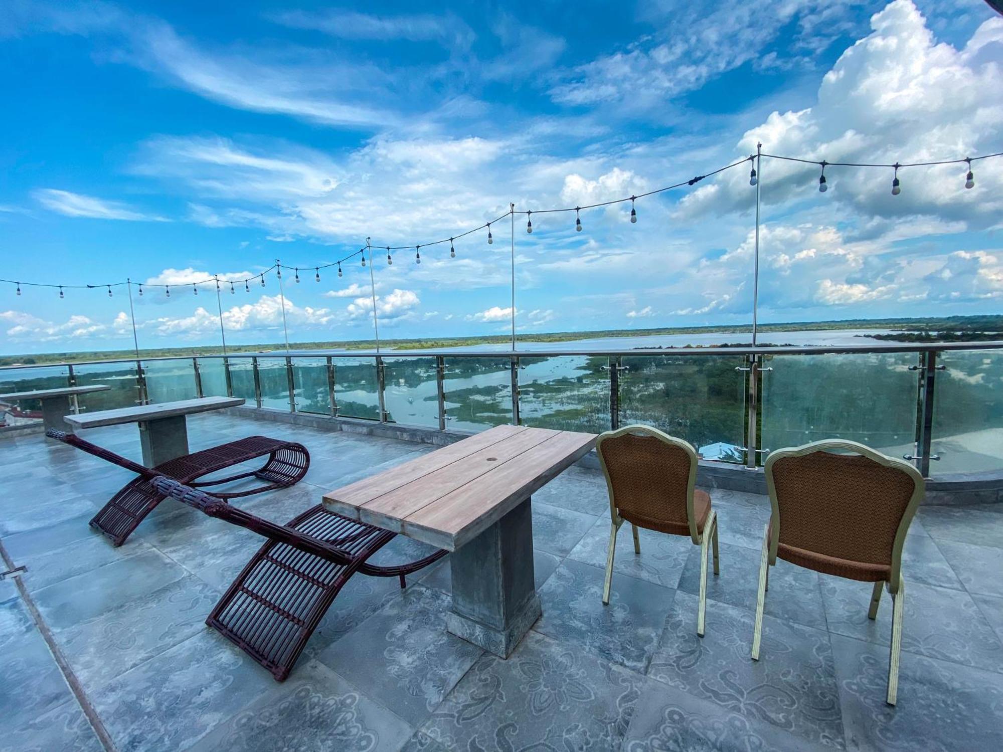 Hotel De Turistas Iquitos Exterior photo